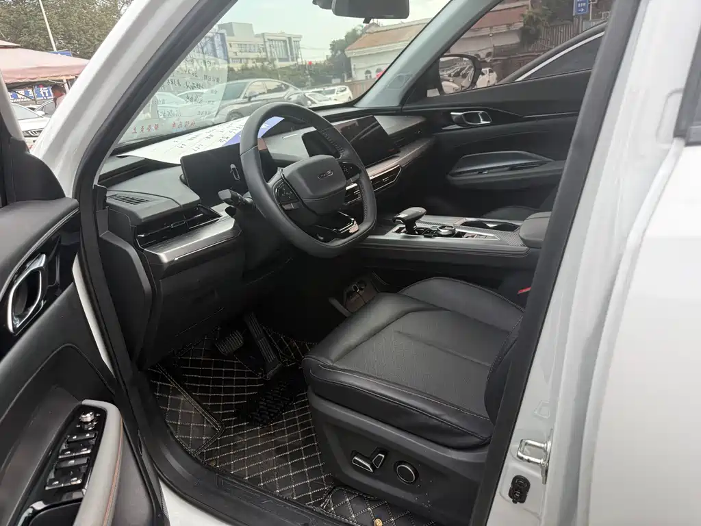 CHANGAN CHANGAN AUCHAN Z6