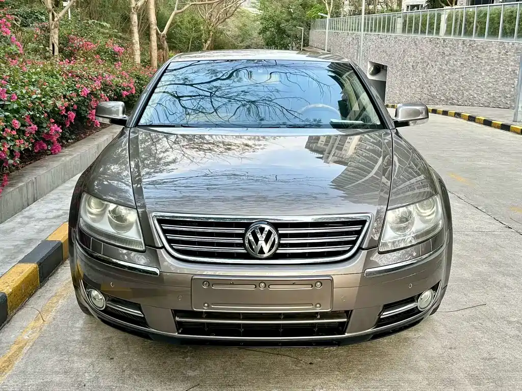 Volkswagen Phaeton — миниатюра 2