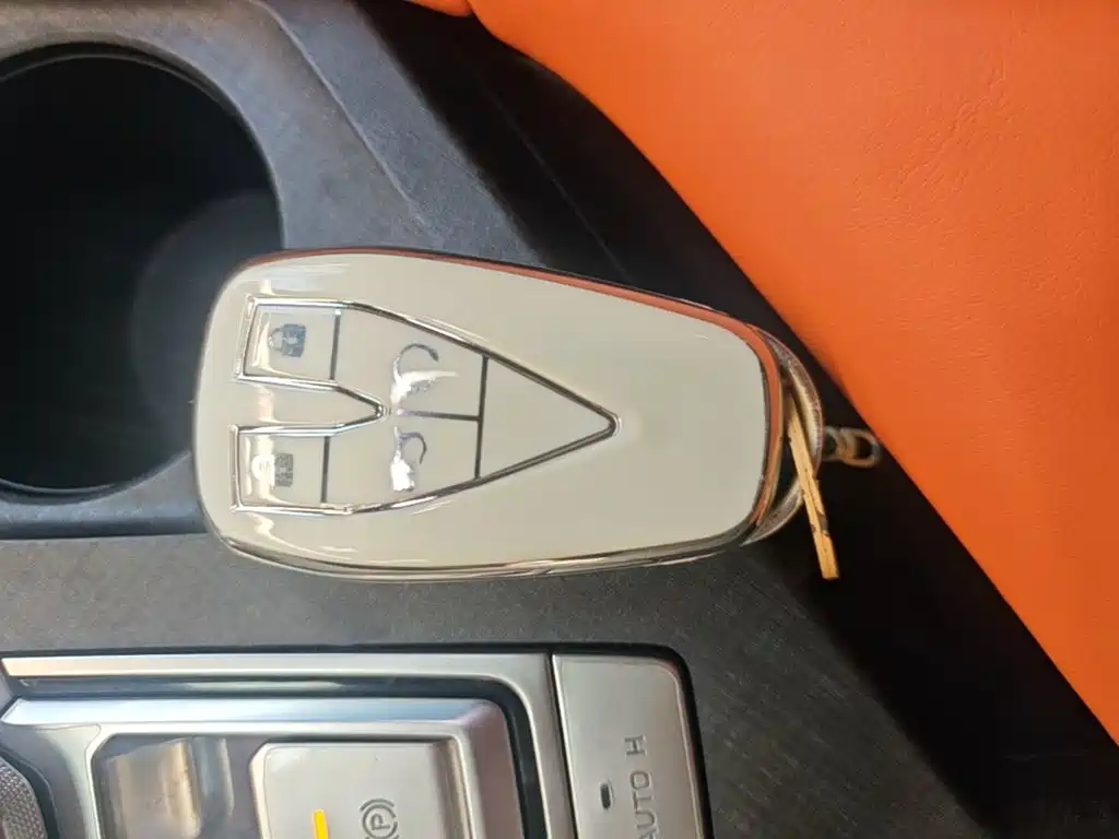 Changan UNI-V iDD — миниатюра 9