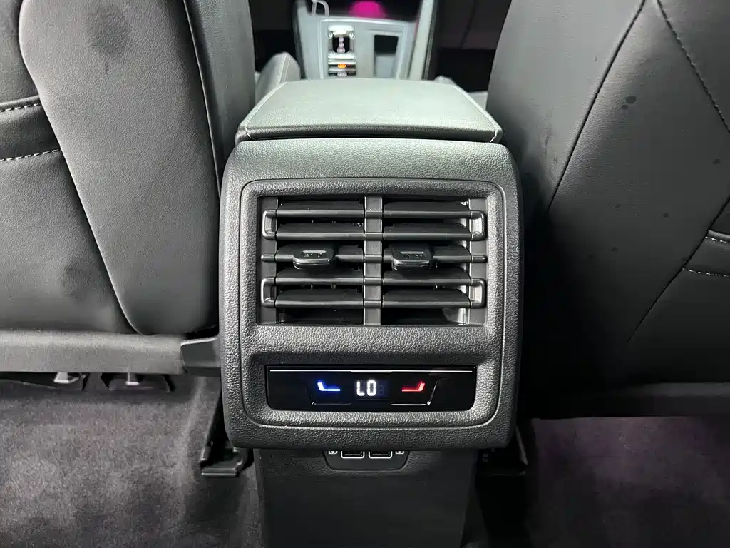 Volkswagen Golf — миниатюра 14