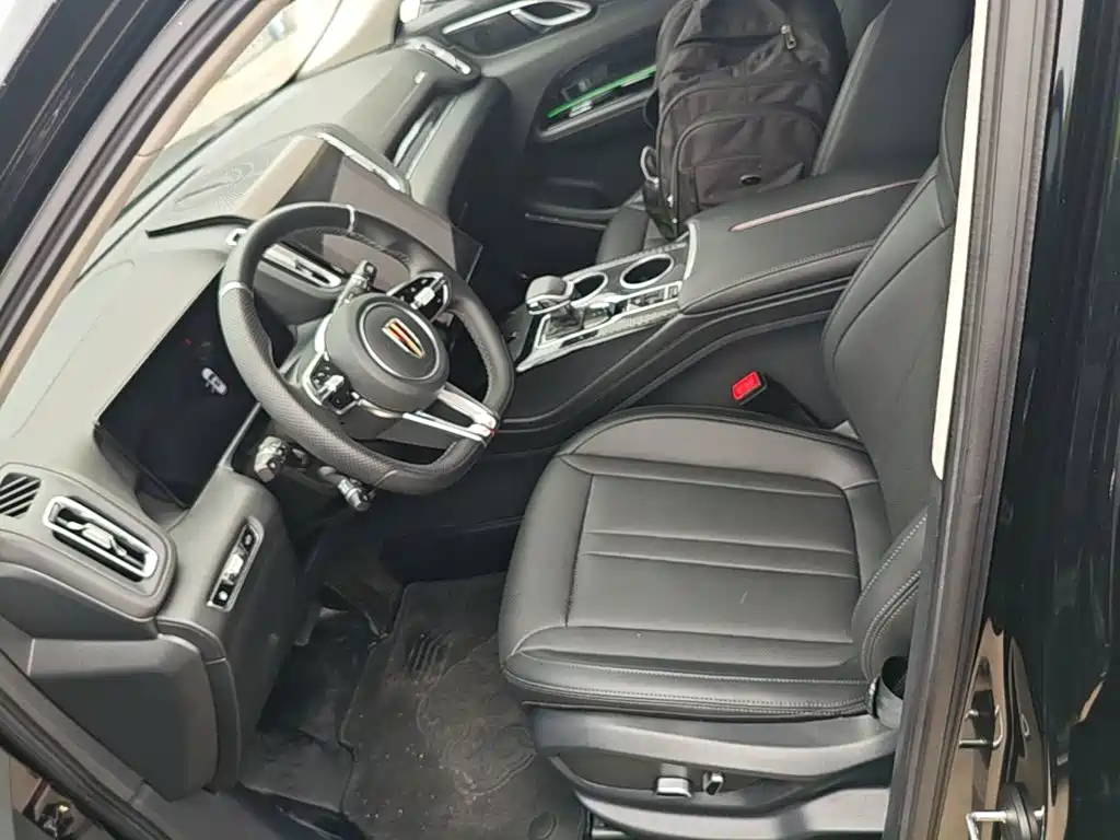 Hongqi Hongqi HS3 PHEV — миниатюра 15