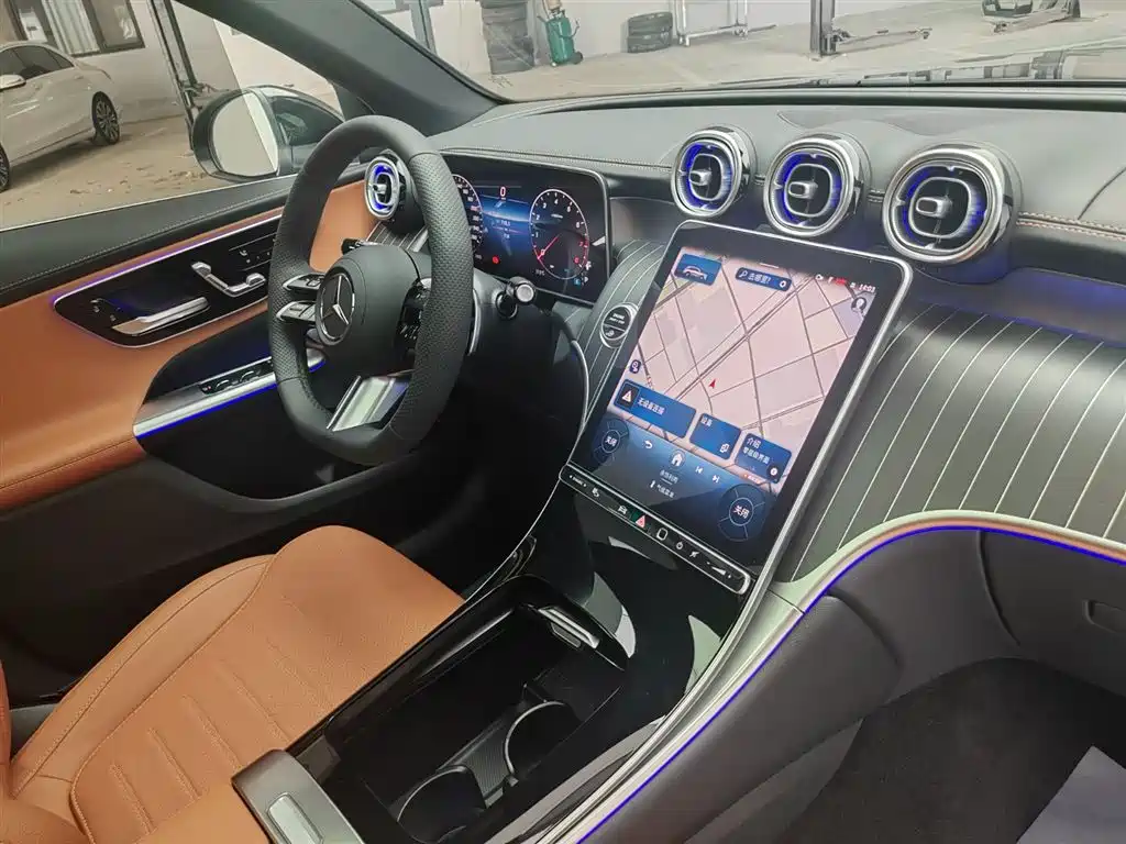 Mercedes-Benz GLC — миниатюра 18