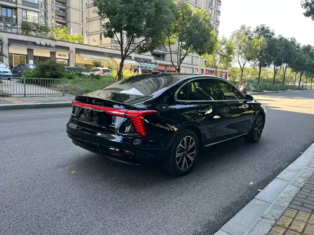 Hongqi Hongqi H5 PHEV — миниатюра 6
