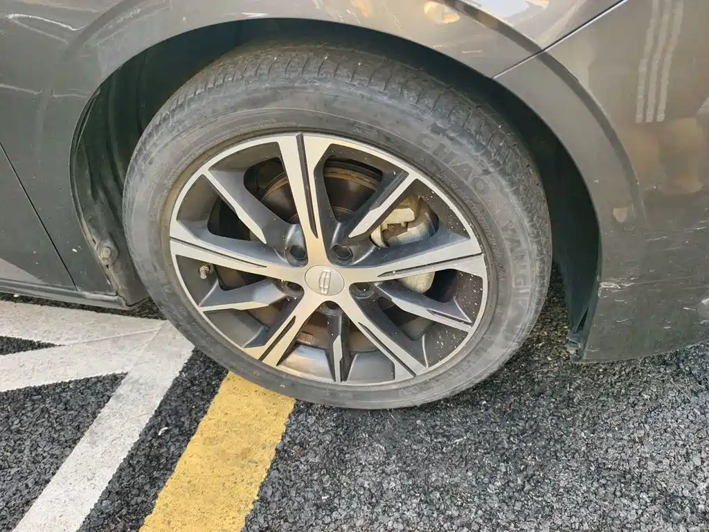 Geely Emgrand — миниатюра 24
