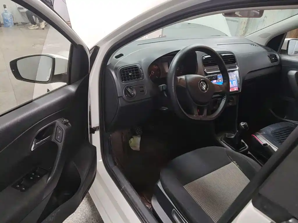 Volkswagen Polo — миниатюра 16