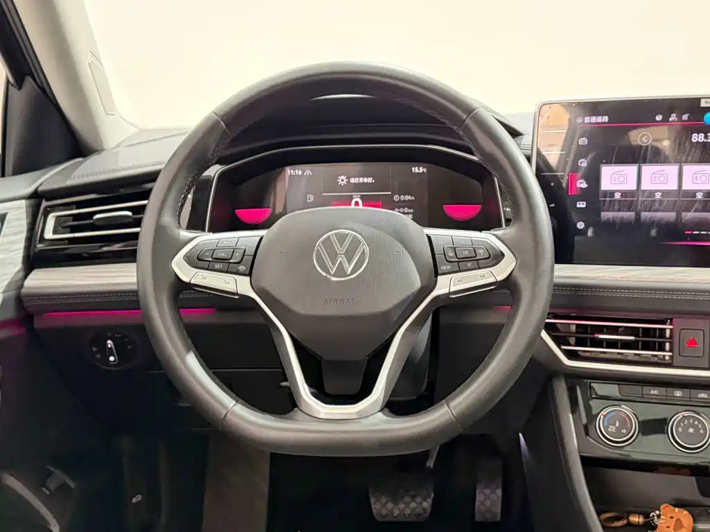 Volkswagen Sagitar — миниатюра 15