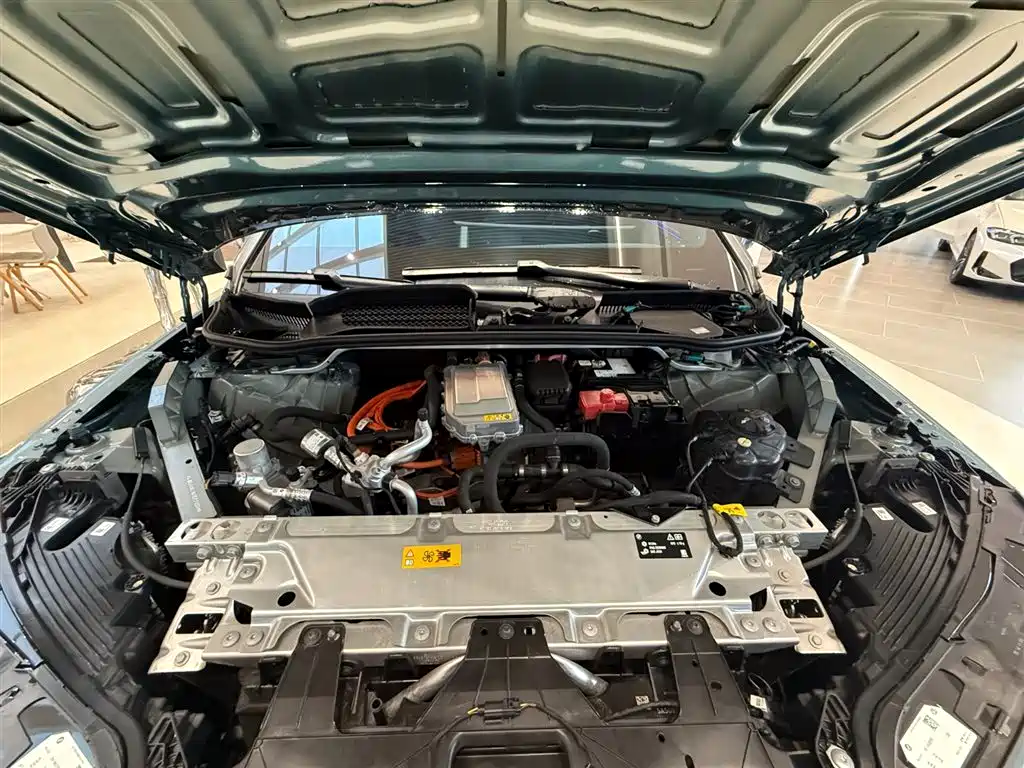 BMW iX — миниатюра 12
