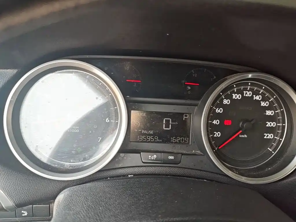Peugeot 408 — миниатюра 12