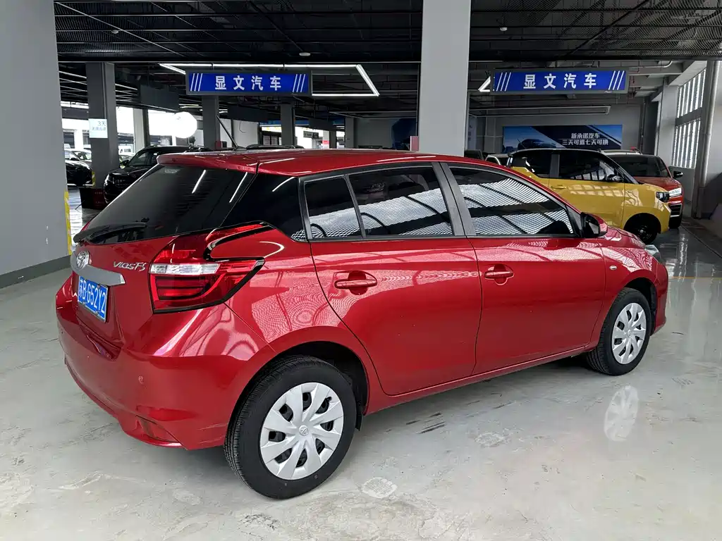 Toyota Vios FS — миниатюра 4