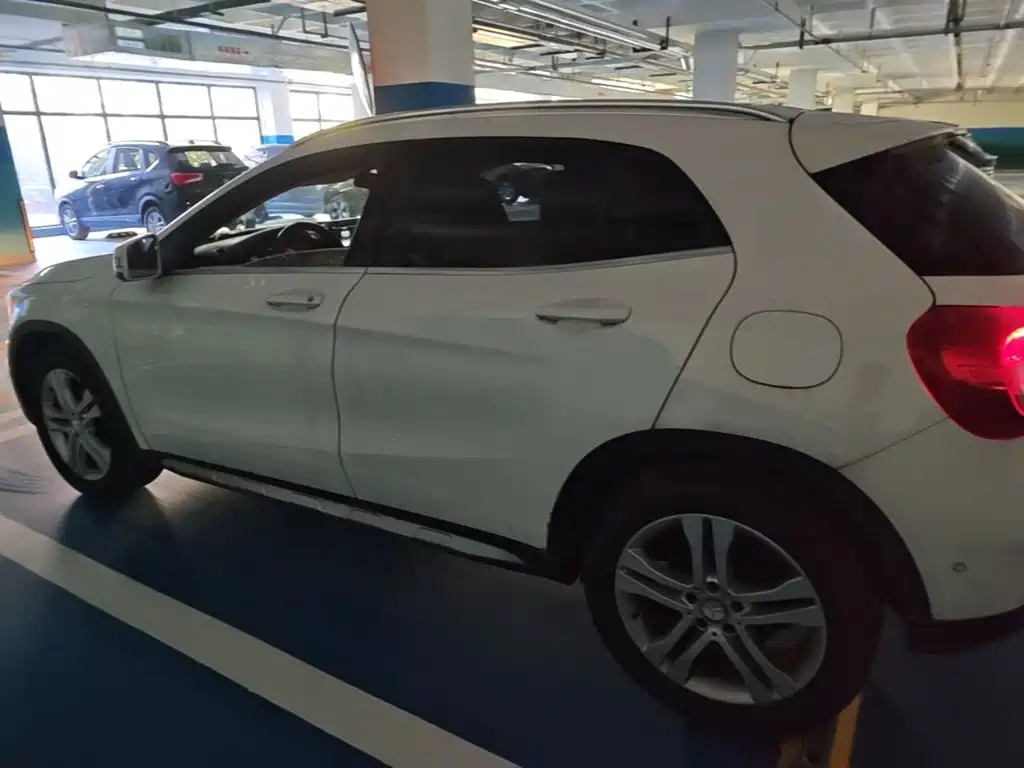 Mercedes-Benz GLA — миниатюра 4