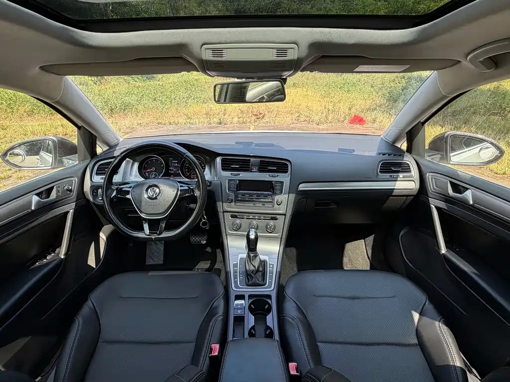 Volkswagen Golf — миниатюра 5