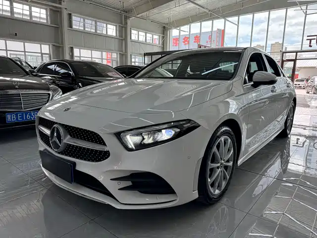 MERCEDES BENZ A CLASS