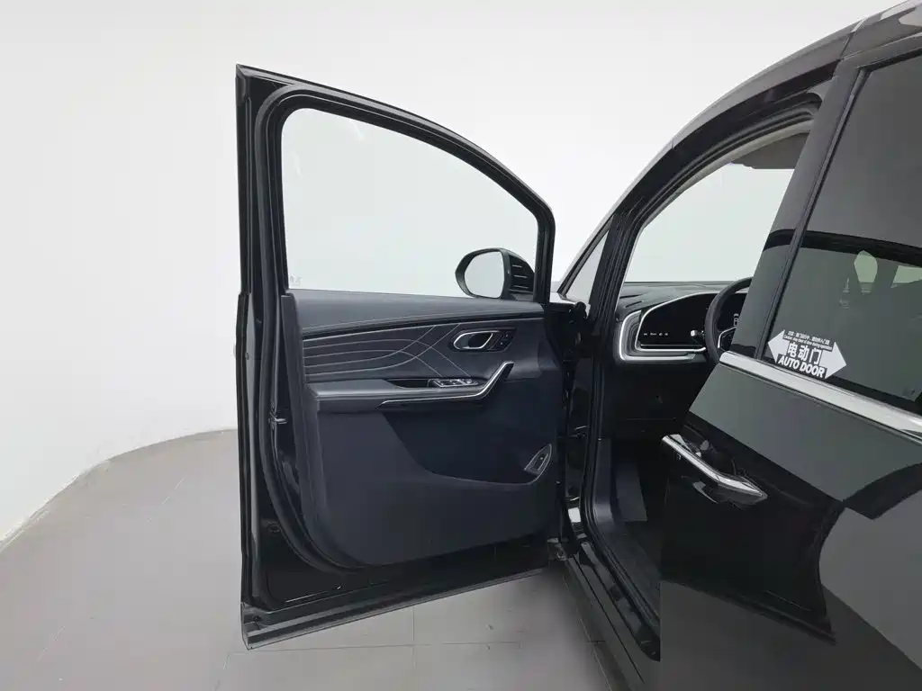 MAXUS G90 — миниатюра 8