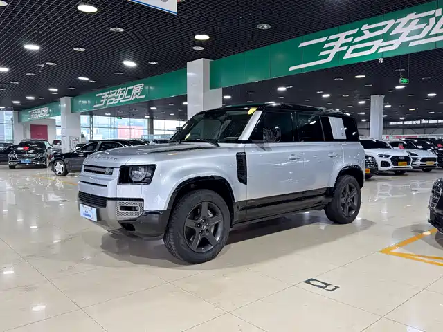 LAND ROVER DEFENDER 2021