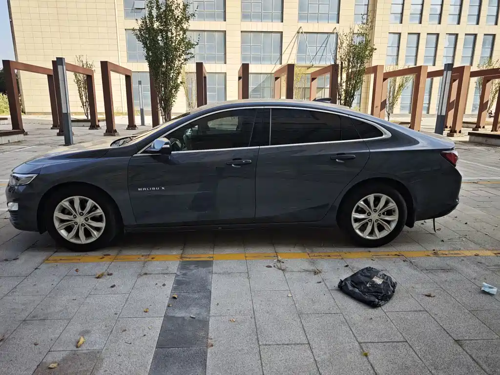 Chevrolet Malibu XL — миниатюра 3