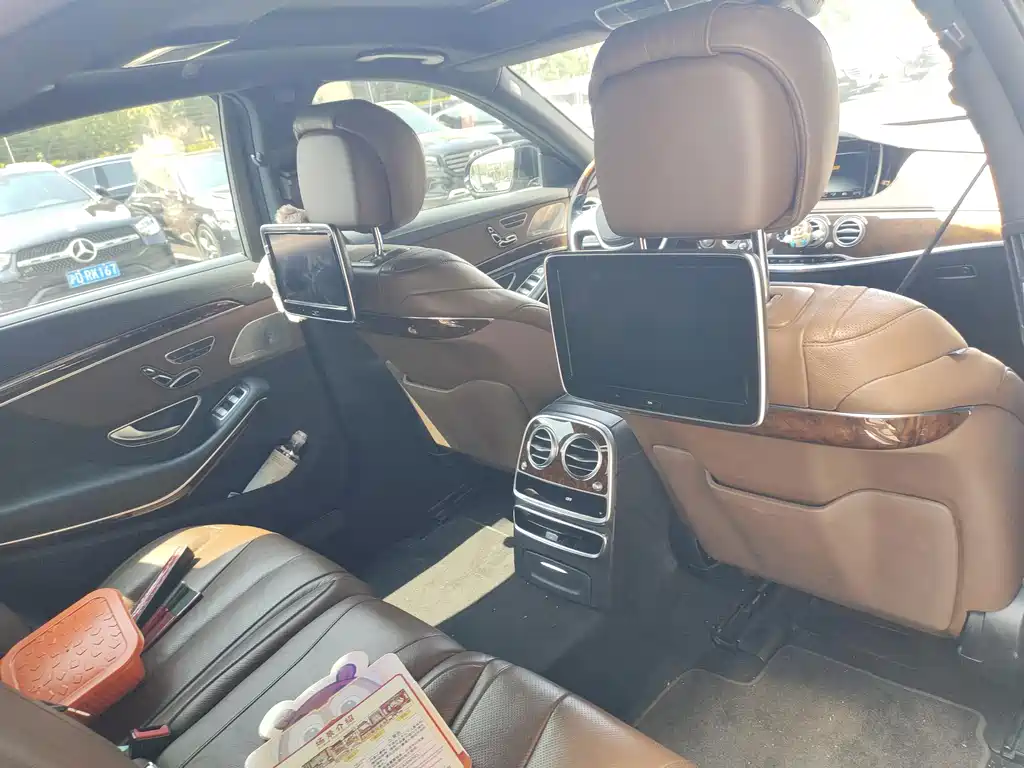 Mercedes-Benz S-Class — миниатюра 7