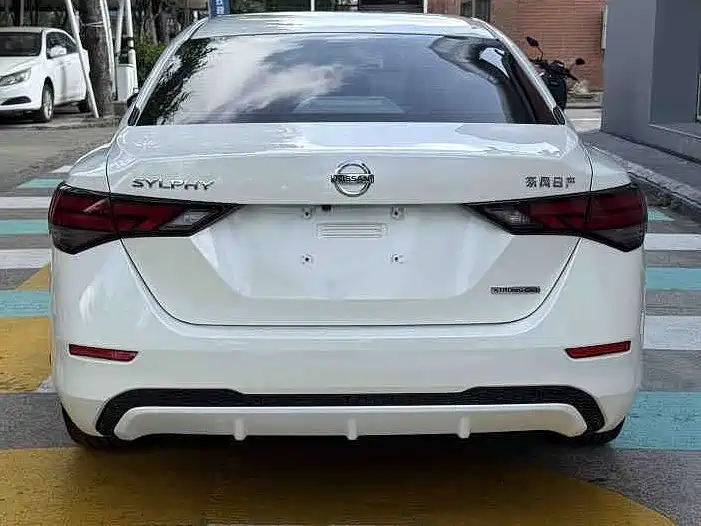 Nissan Sylphy — миниатюра 13