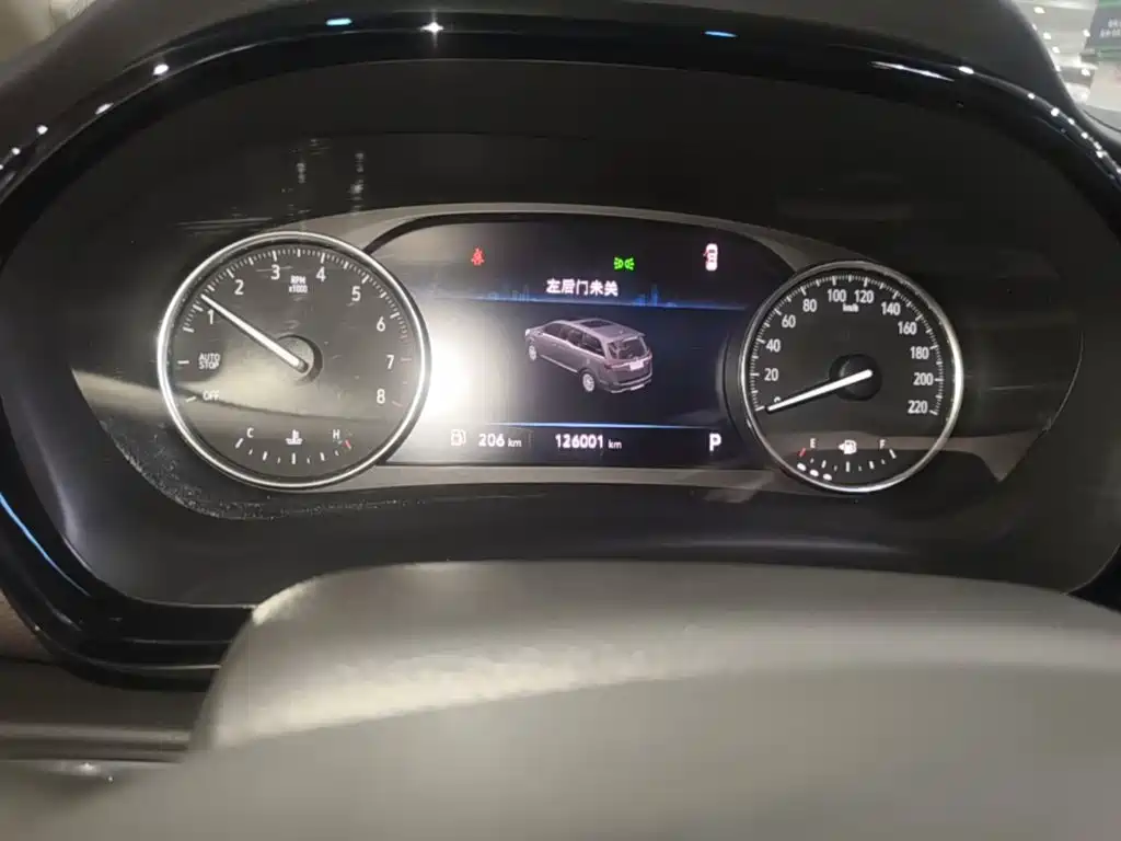 Buick GL8 — миниатюра 12