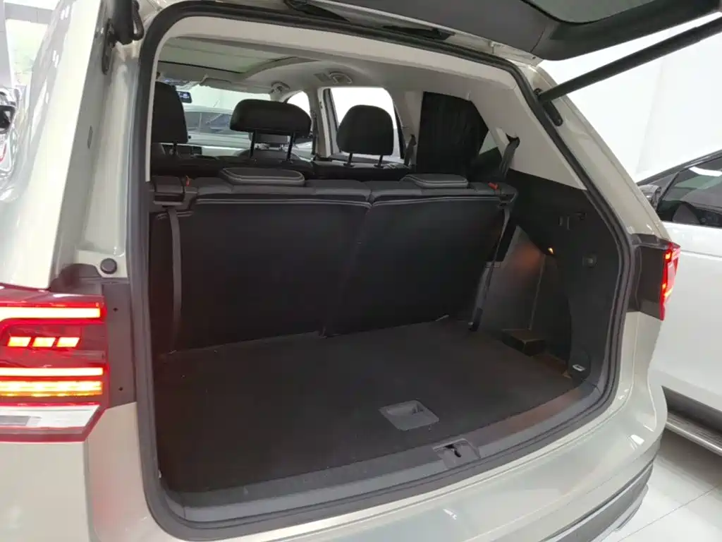 Volkswagen Teramont — миниатюра 19
