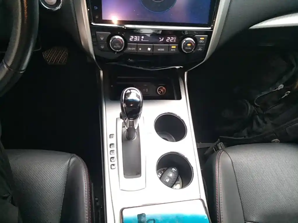 Nissan Teana — миниатюра 14