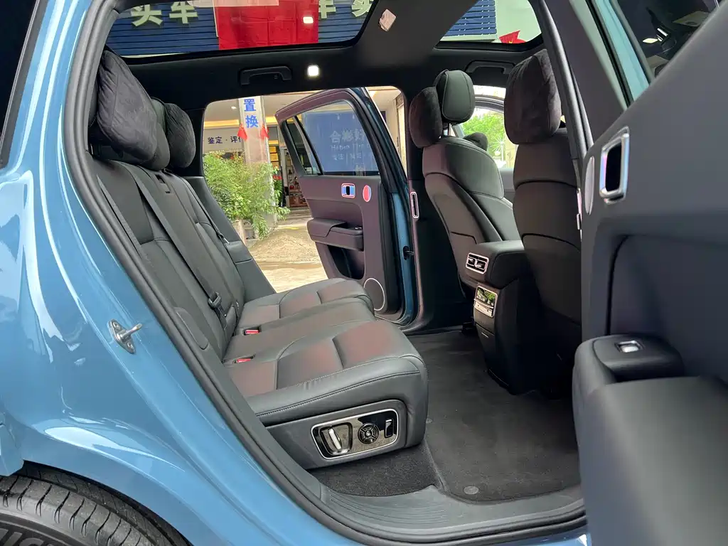 Li Auto Li L7 — миниатюра 16