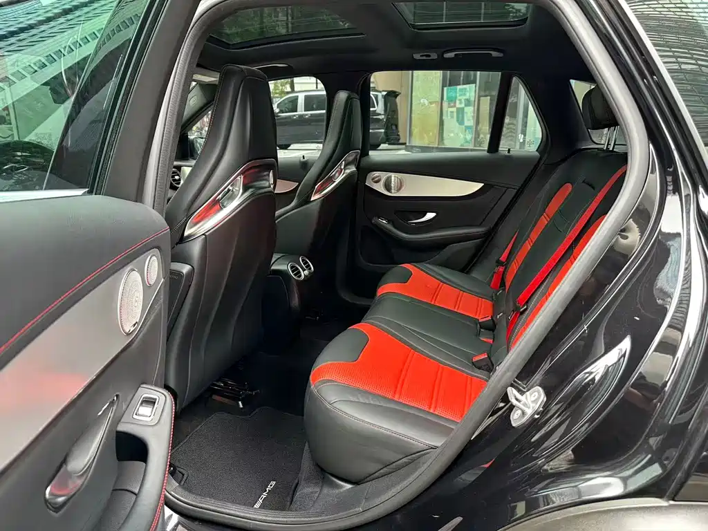 MERCEDES-BENZ GLC AMG