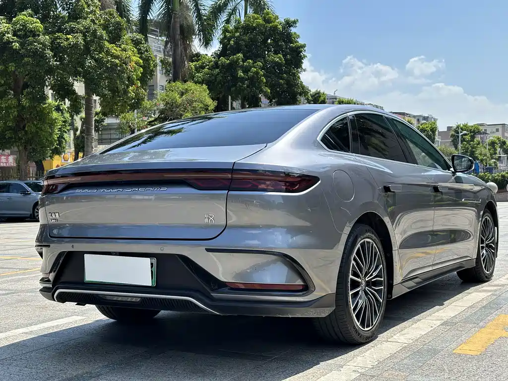 BYD Han — миниатюра 6