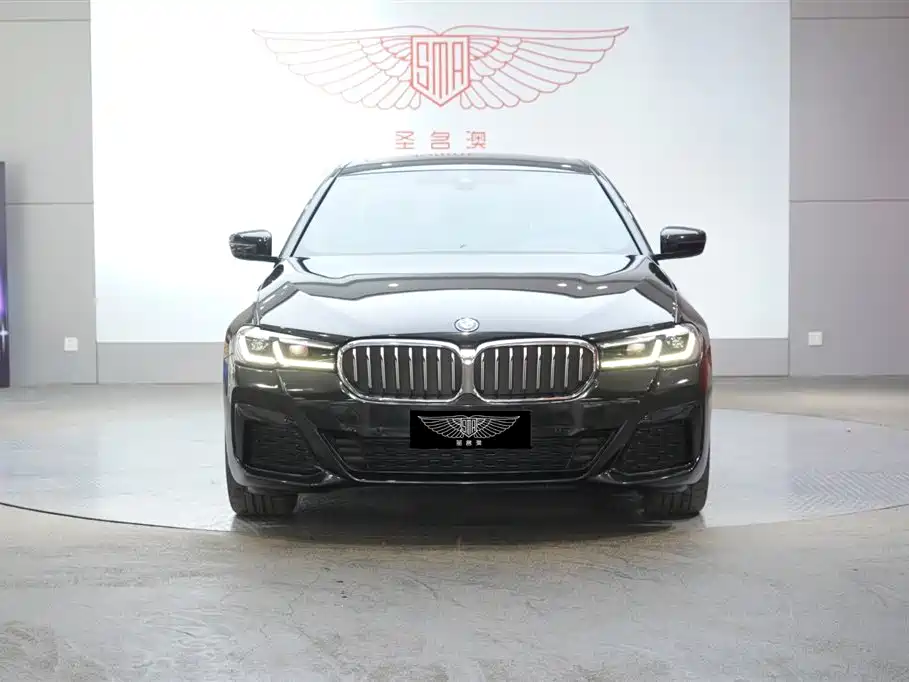 BMW 5 Series 5 2022 535Le M Sport