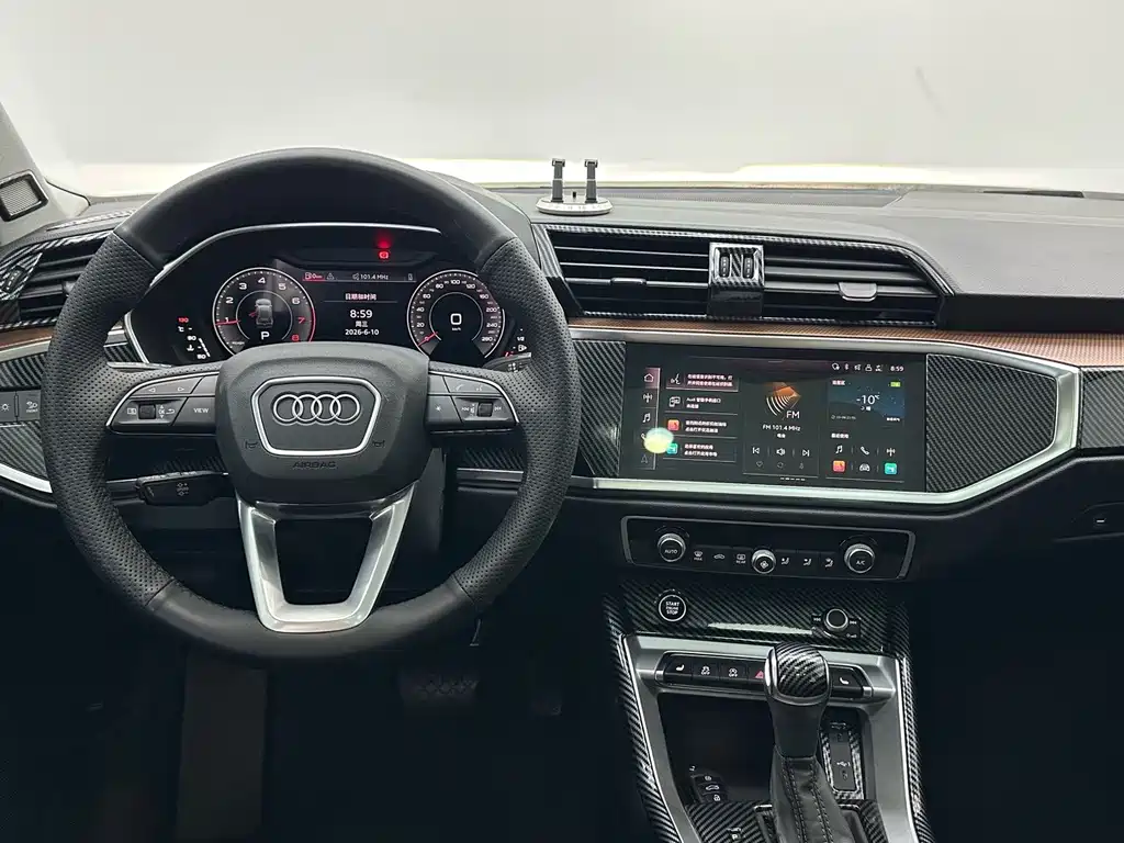Audi Q3 — миниатюра 10