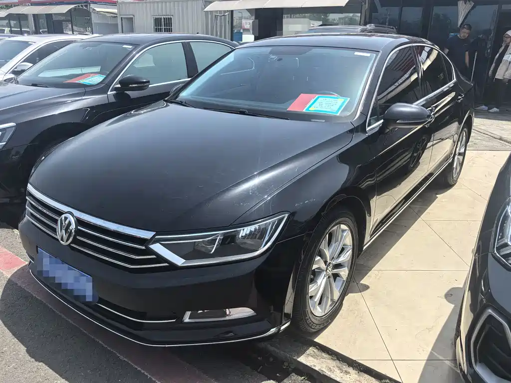 Volkswagen Magotan 2016