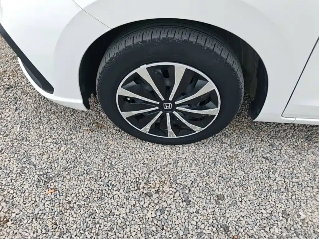 Honda Fit — миниатюра 23