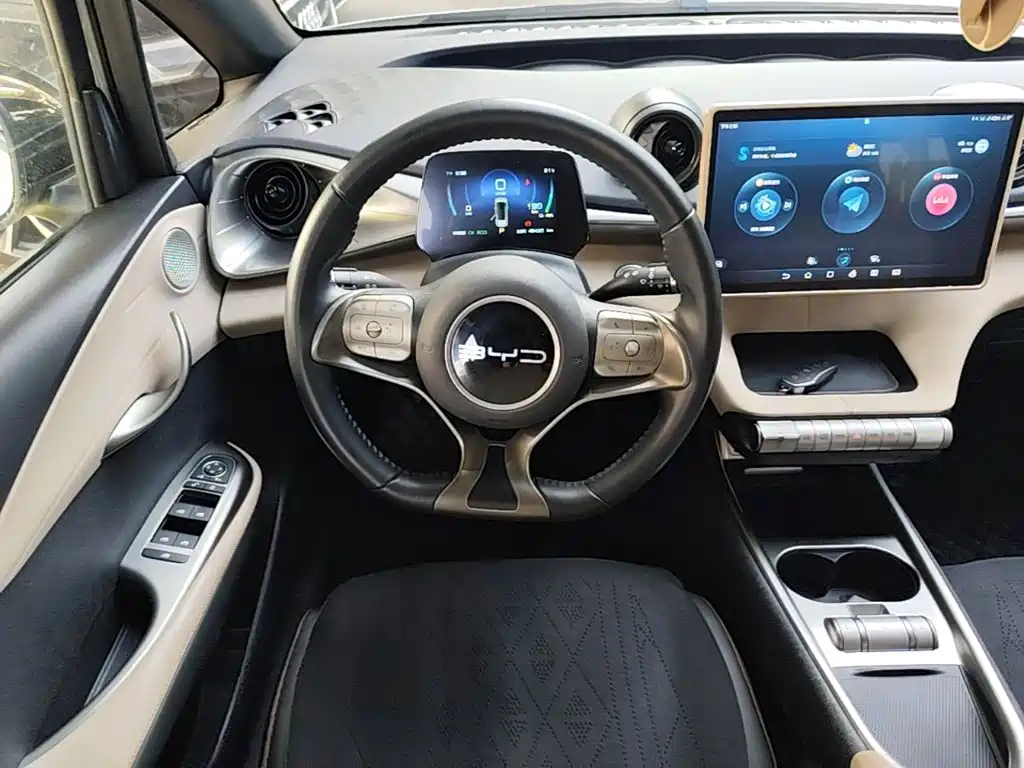 BYD Dolphin — миниатюра 11