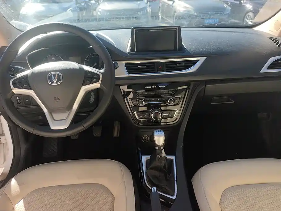Changan V7 — миниатюра 12