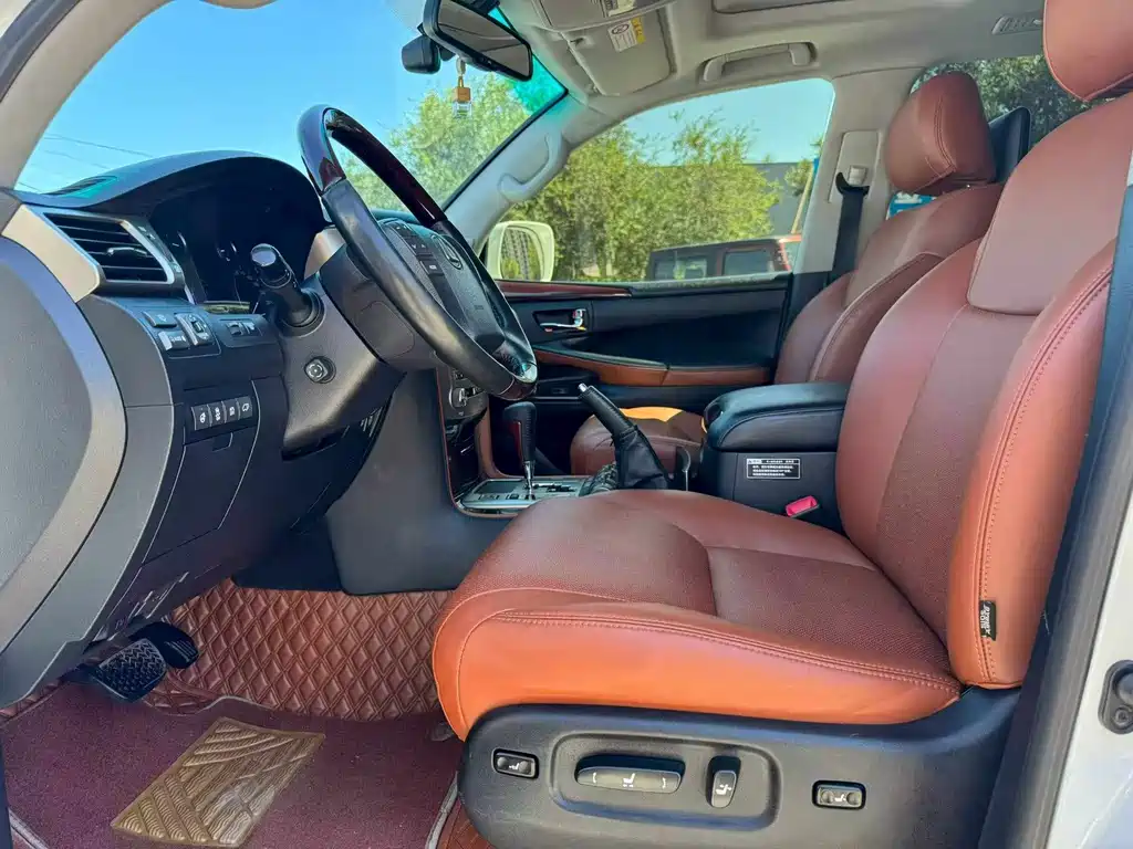 Lexus LX — миниатюра 4