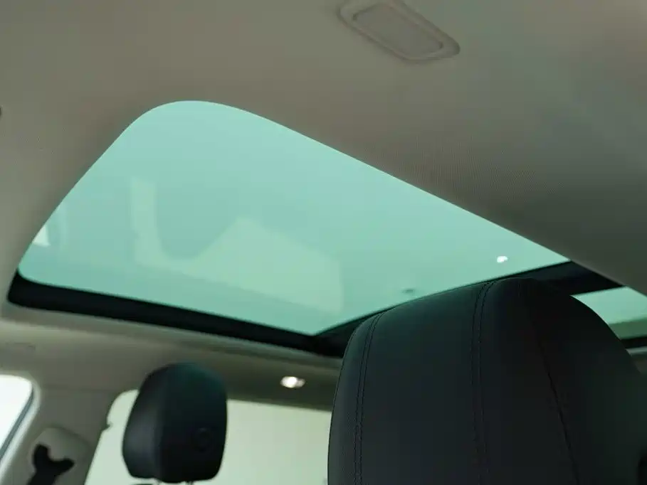 Land Rover Evoque — миниатюра 11