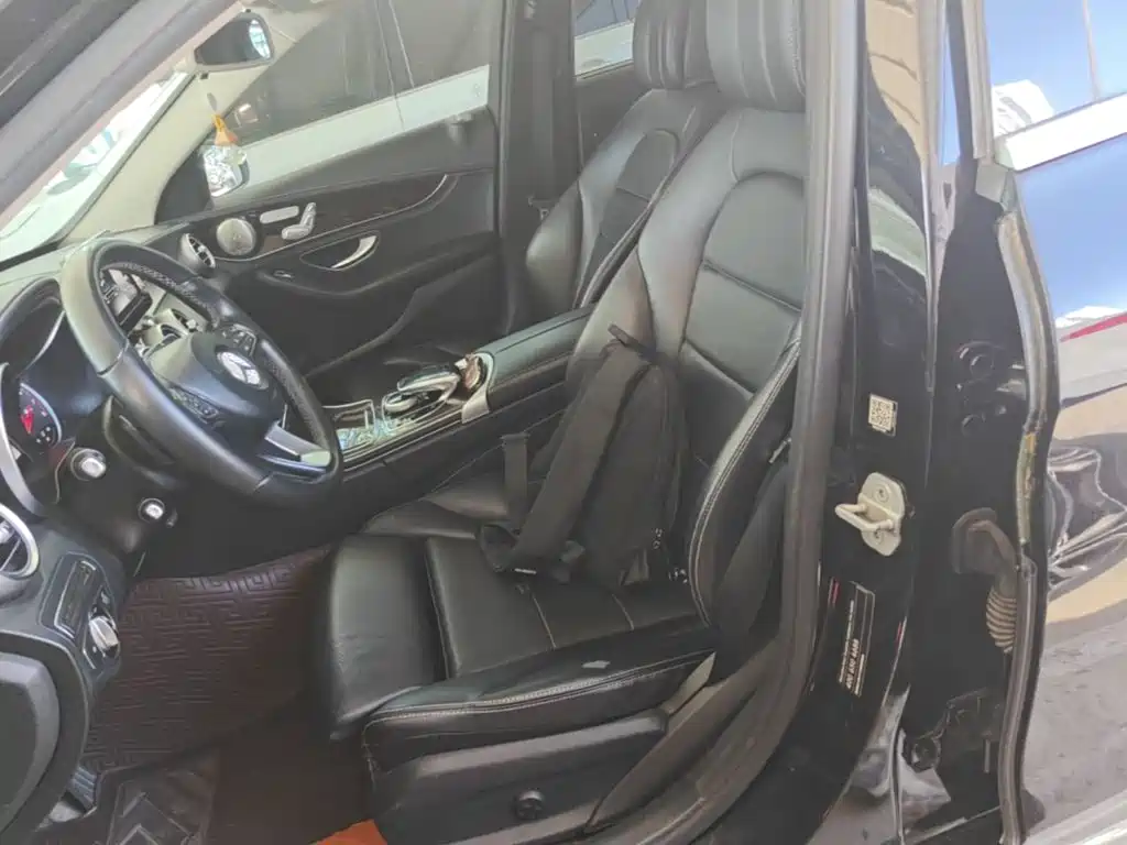 Mercedes-Benz C-Class — миниатюра 15