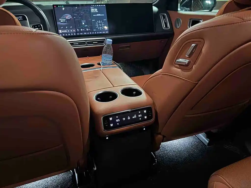 Li Auto Li L8 — миниатюра 7