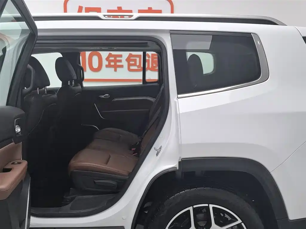 JEEP GRAND COMMANDER