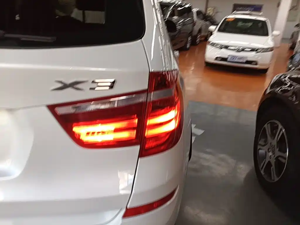 BMW X3 (Import) — миниатюра 8