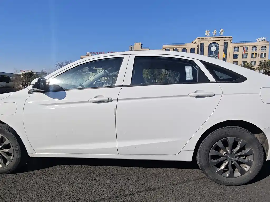 GEELY AUTOMOBILE EMGRAND NEW ENERGY