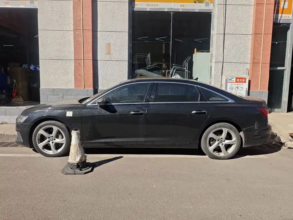 Audi A6L — миниатюра 4