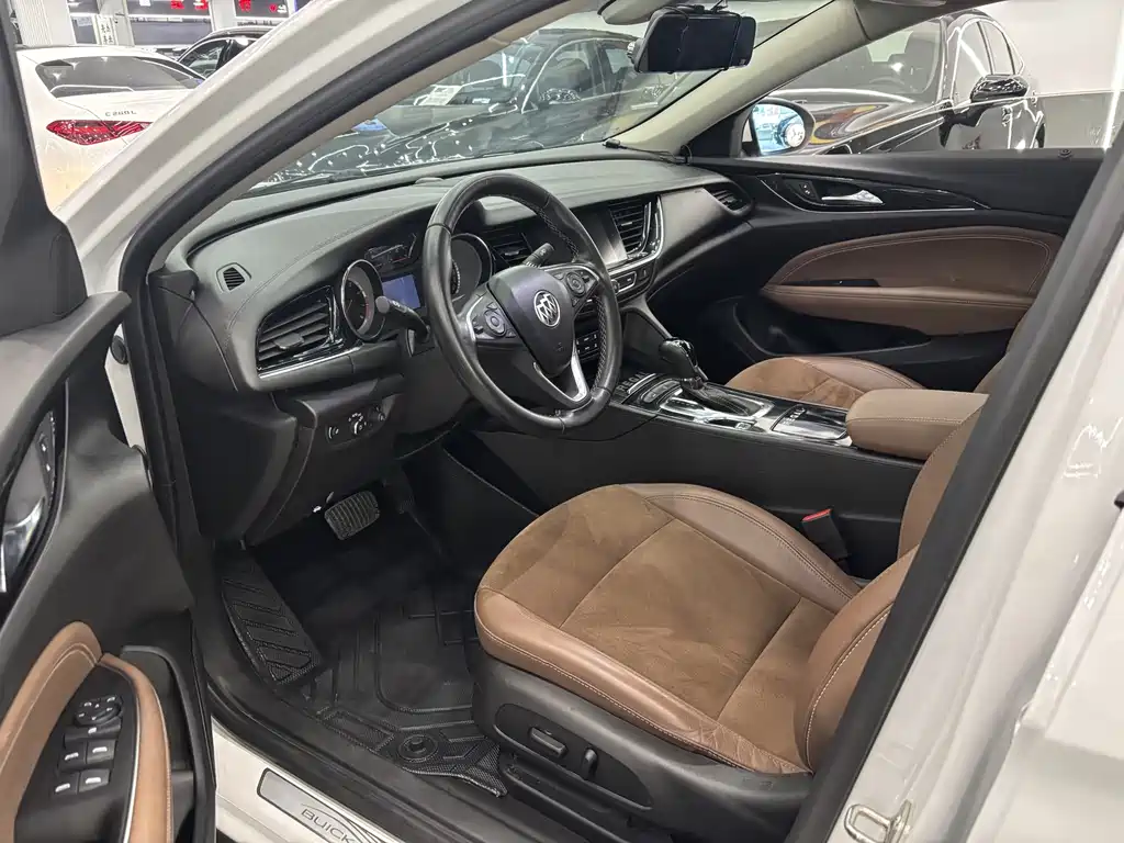 Buick Regal — миниатюра 7