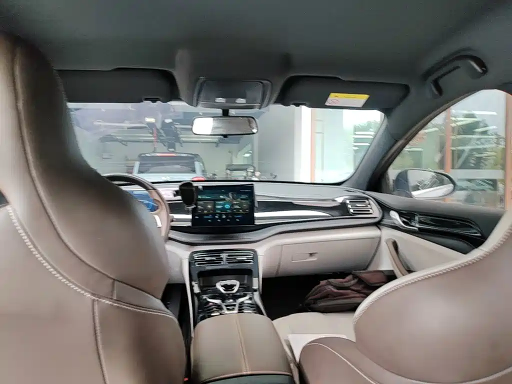 BYD Qin PLUS — миниатюра 18