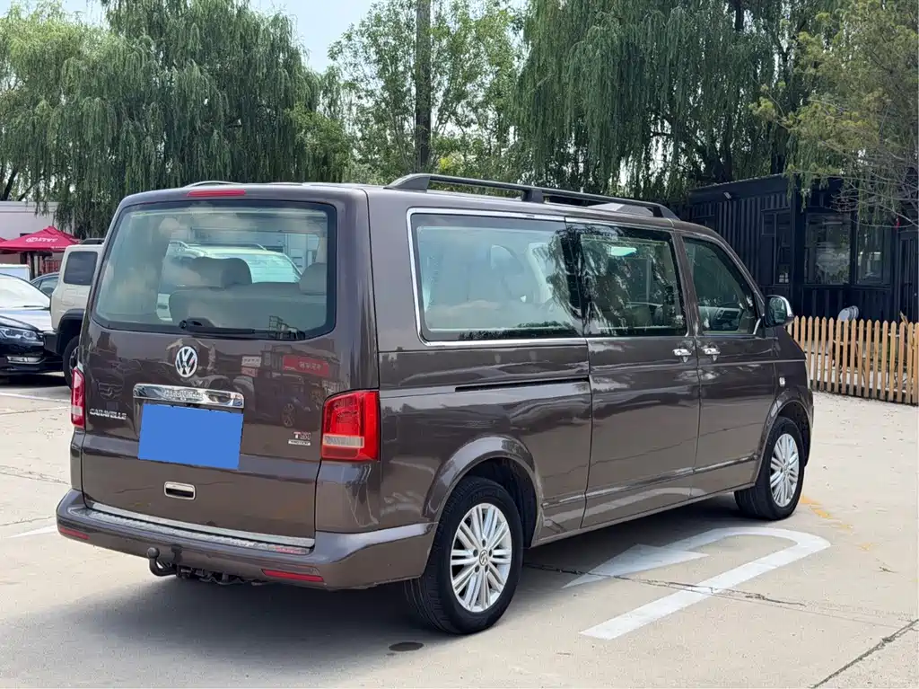Volkswagen Caravelle — миниатюра 6