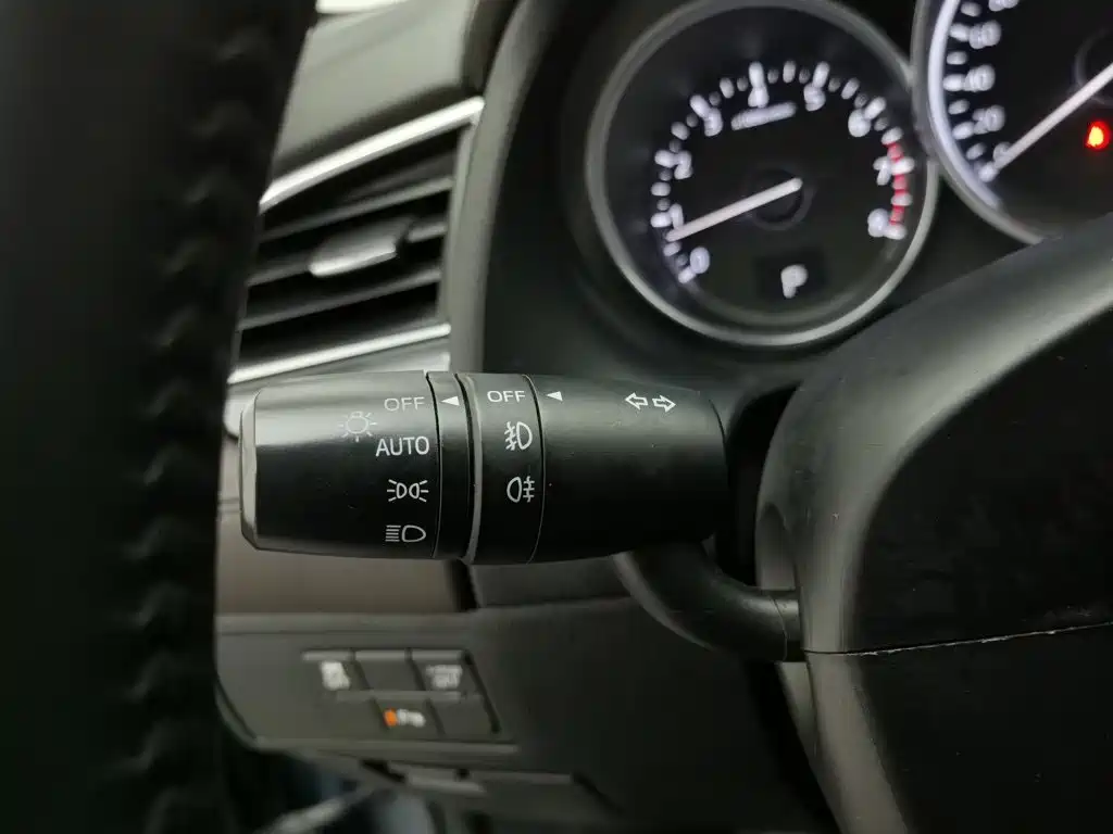 Mazda Atenza — миниатюра 21