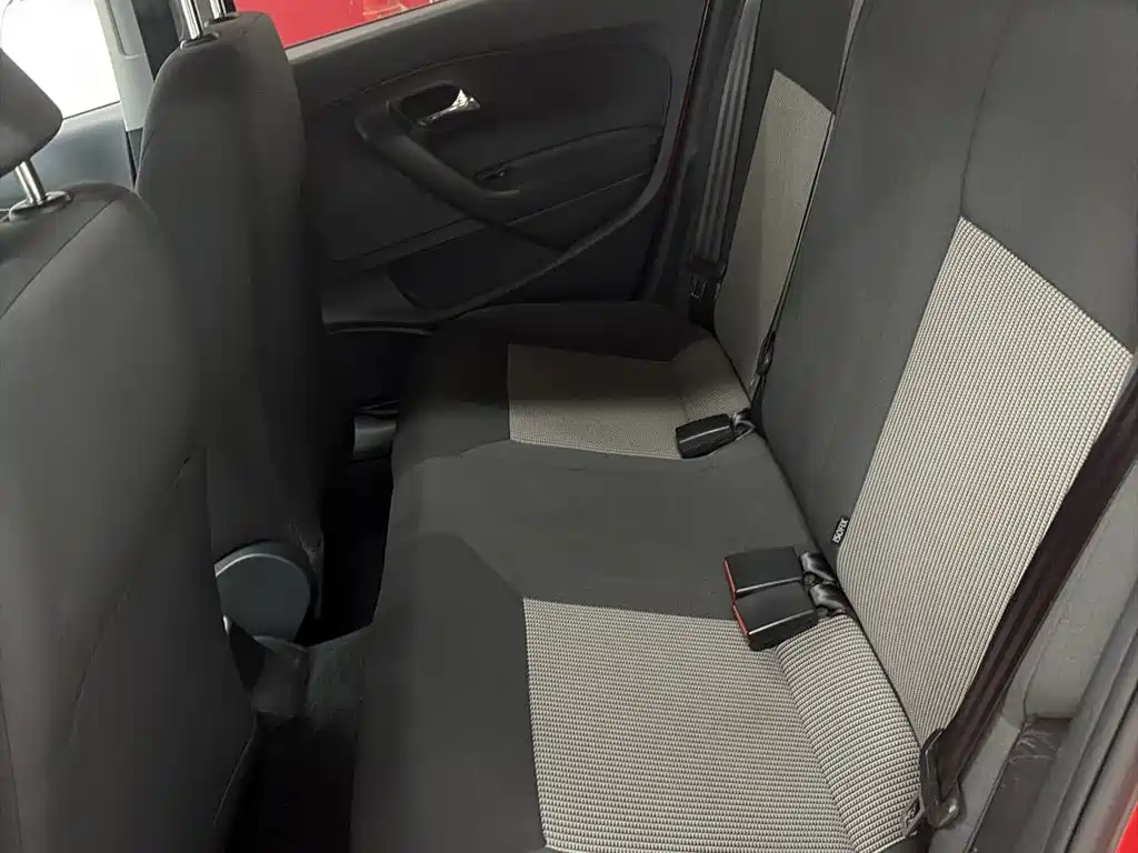 Volkswagen Polo — миниатюра 6