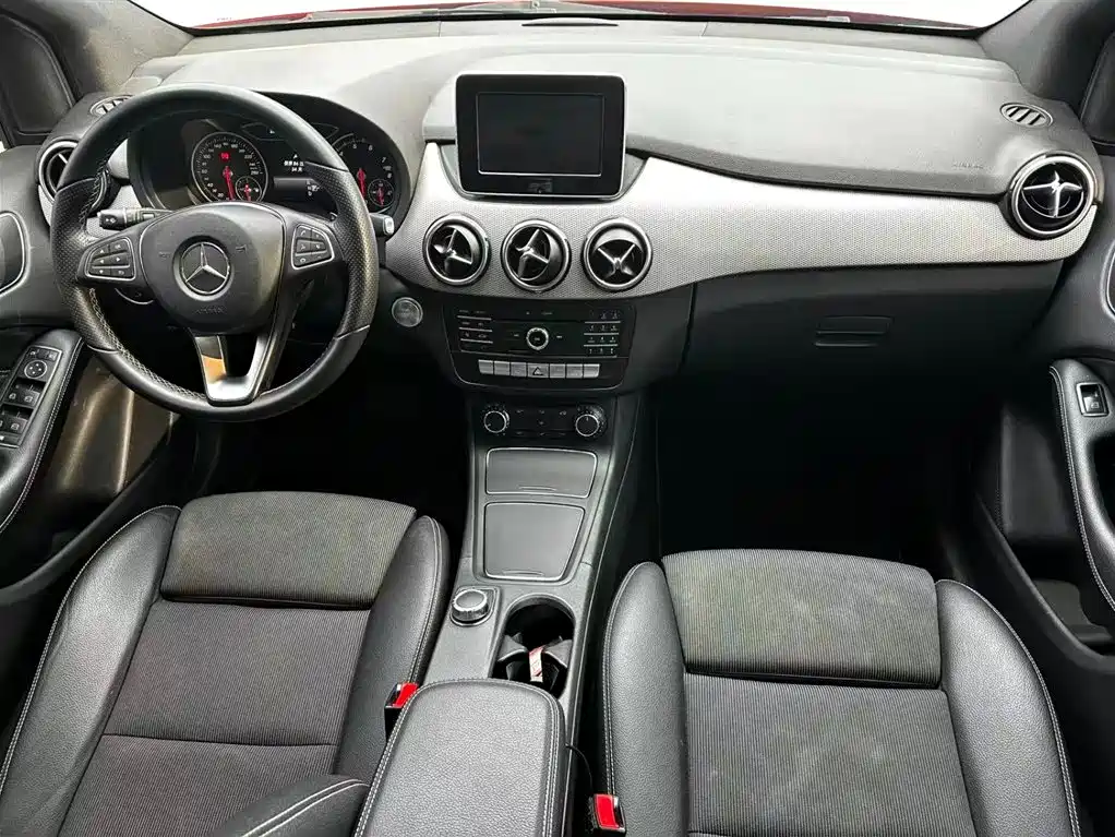 MERCEDES-BENZ B CLASS