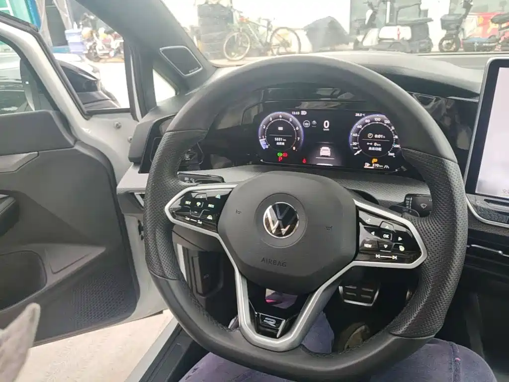 Volkswagen Golf — миниатюра 15