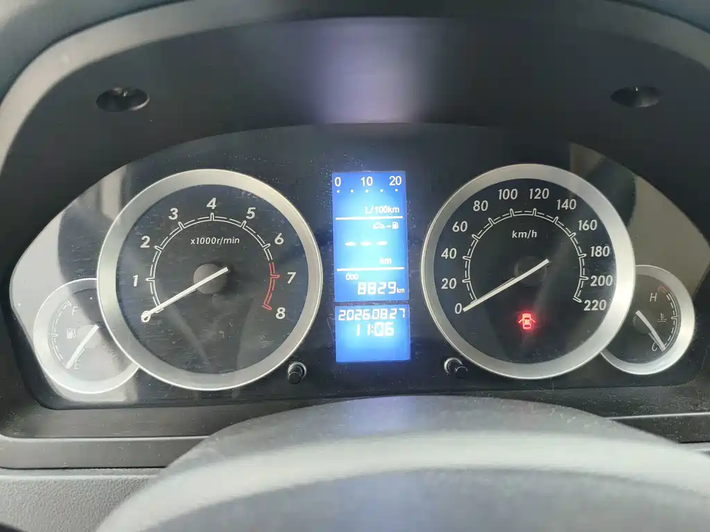 BAIC E-Series — миниатюра 13