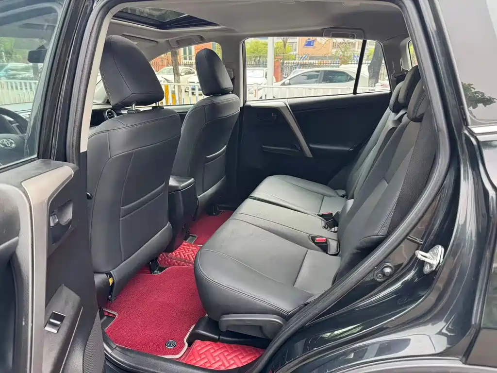 TOYOTA RAV4 RONGFANG